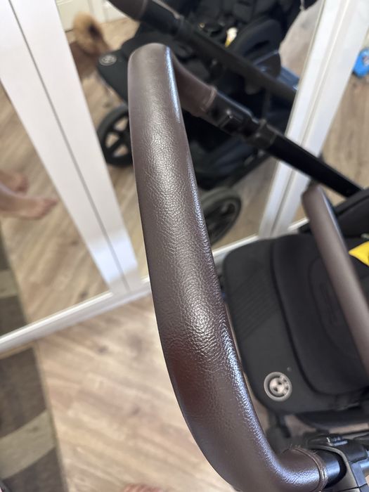 Nuna 3:1  mixx next collab BMW