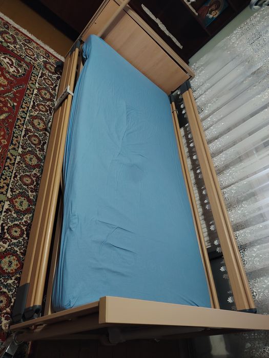 Vând pat electric Dali