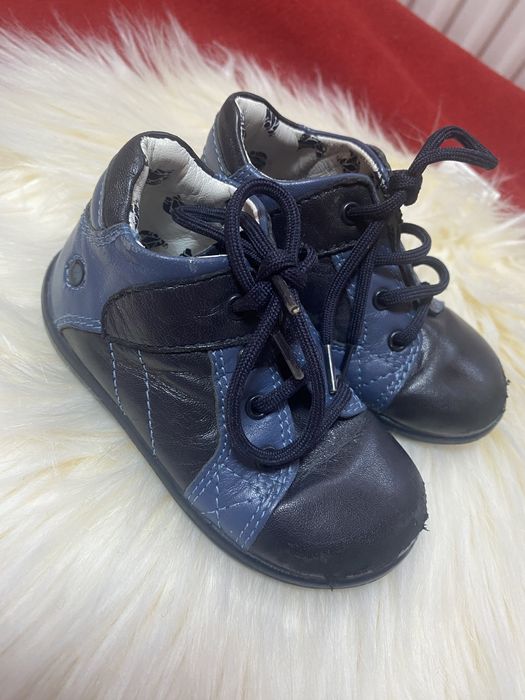 Ghete piele marimea 20 like Ecco