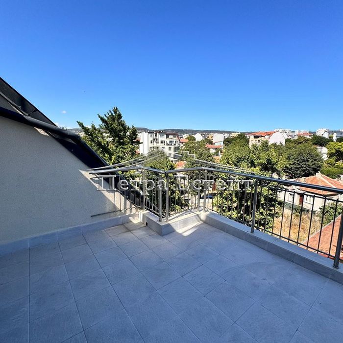 Продава се Двустаен апартамент в Варна, Колхозен пазар - 68 кв.м за 1692 €/кв.м - Снимка #3