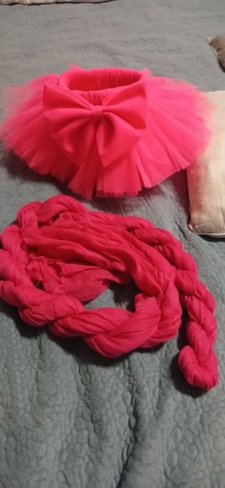 Платье и ткань для сервировки стола