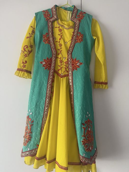 Национальные костюмы