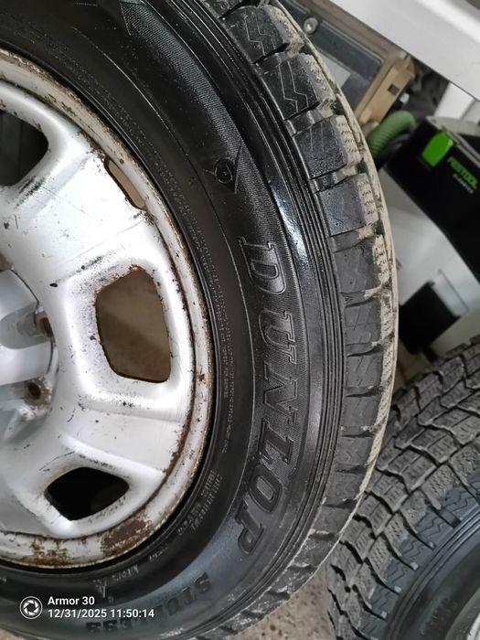 Toyota джанти 17" с гуми hylux/ land cruiser