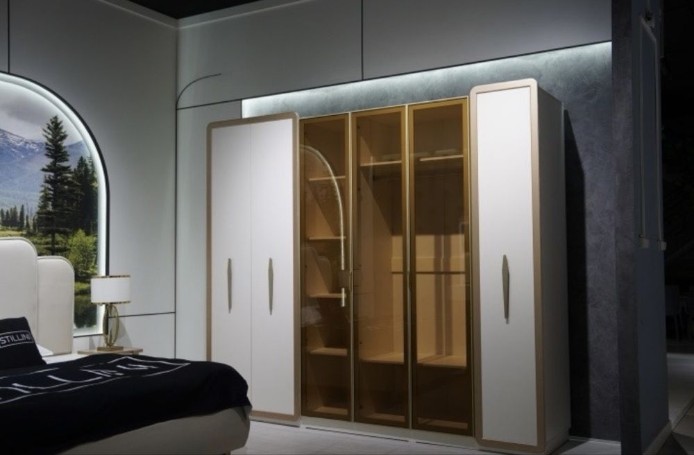 Спальный гарнитур