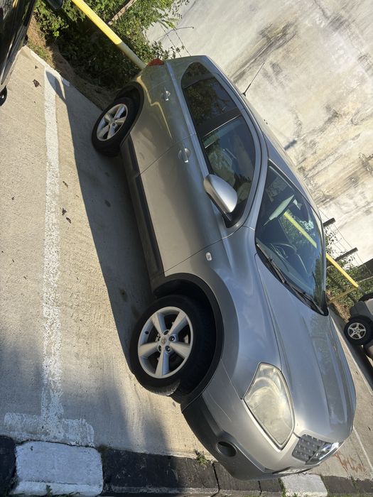 Nissan quashqai