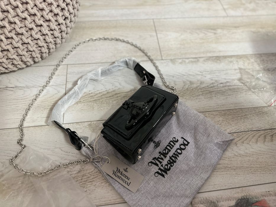 Geanta Vivienne Westwood small Hazel piele noua