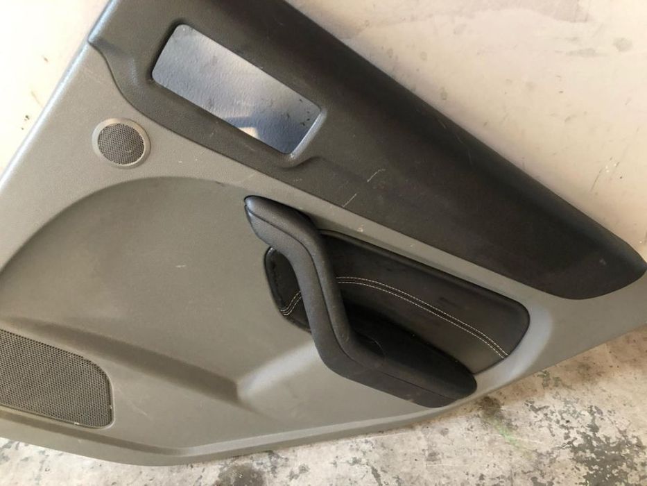 fata usa dreapta spate  ford focus 2