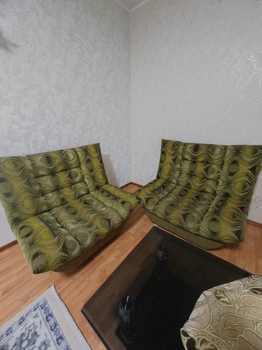 Продам кресло б/у 2 штук