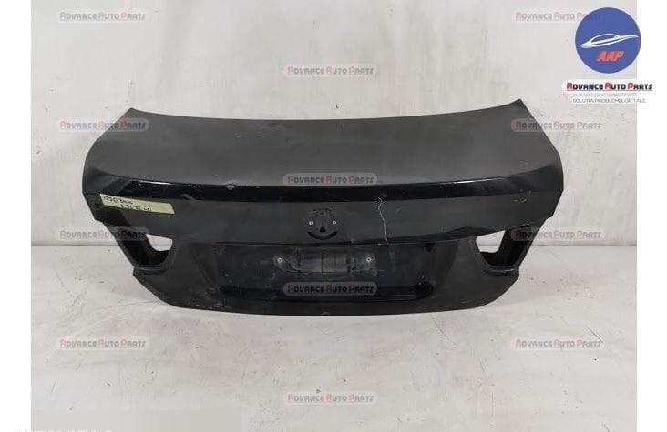 Оригинален заден капак / Original haion BMW Серия 3 E90/E91/E92/E93 [ф