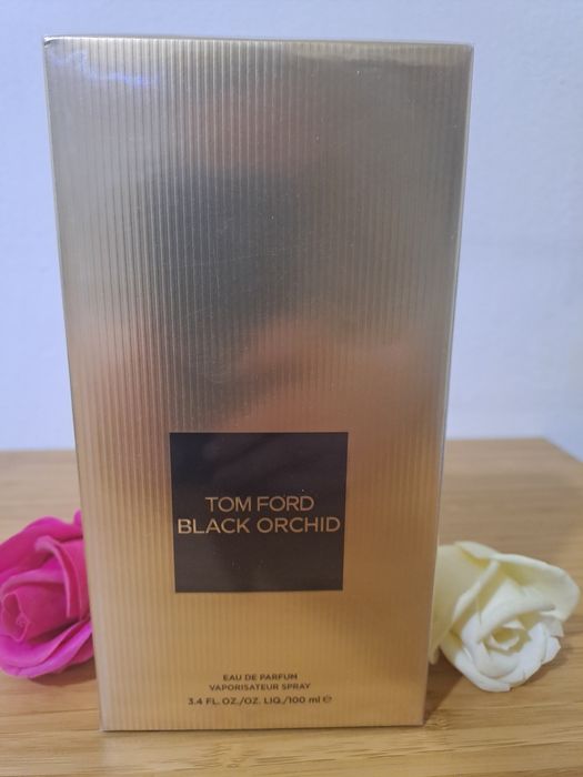 Apa de parfum BLACK ORCHID