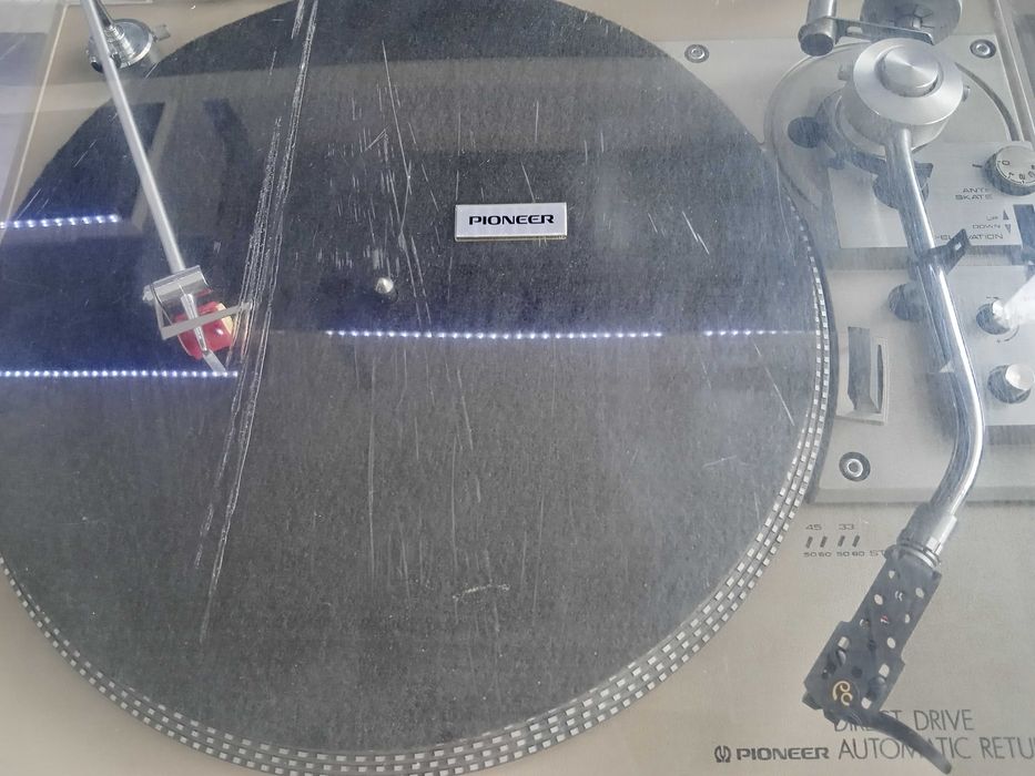 Грамофон PIONEER PL-518