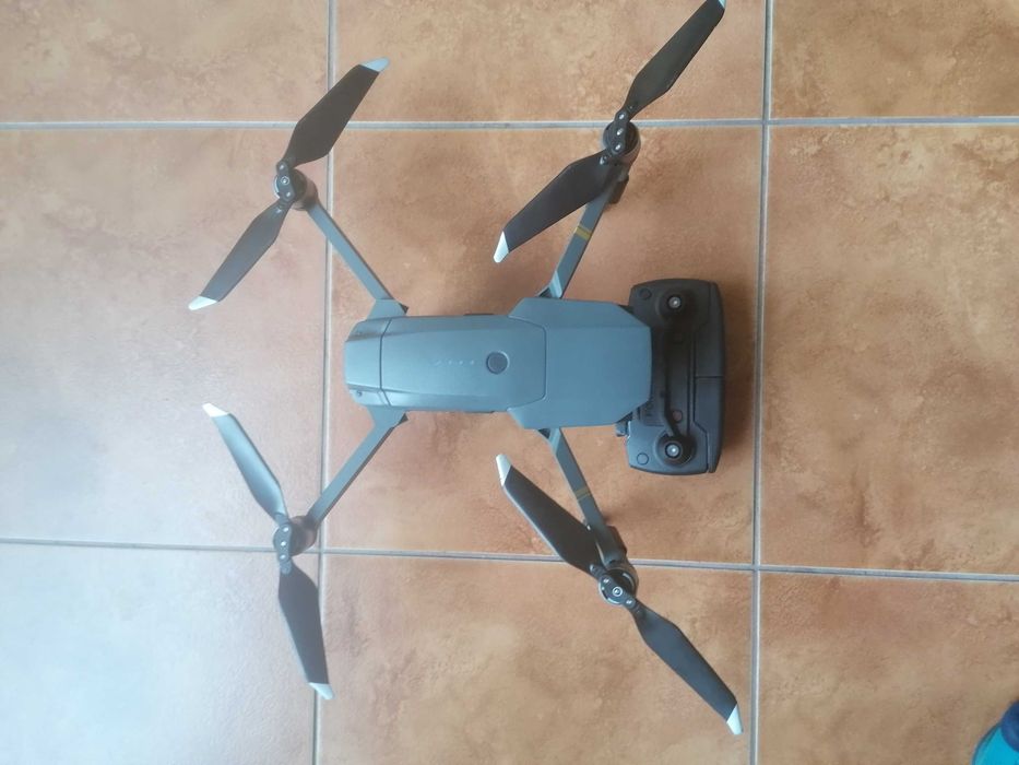 DJI Mavic Pro с 3 батерии, аксесоари и оригинална чанта
