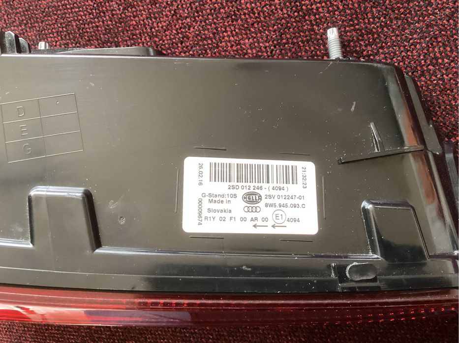 Stop LED stanga spate portbagaj audi a4 b9 - original AUDI si nou nout