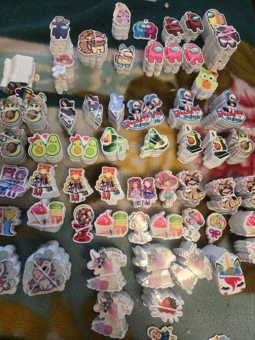 Кабошоны  пластик