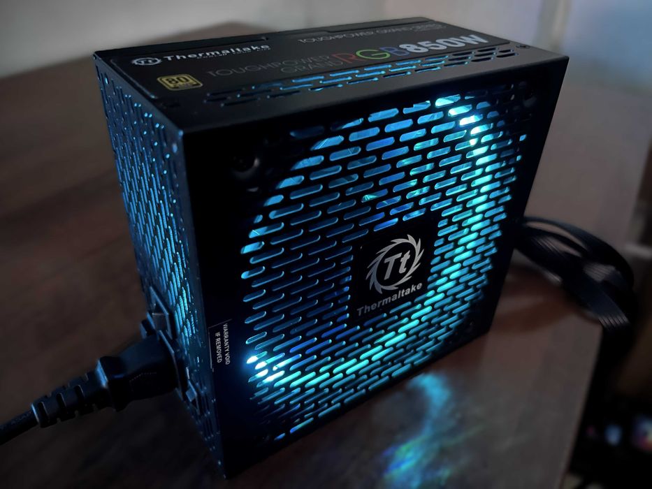 Блок питания Thermaltake 850W RGB