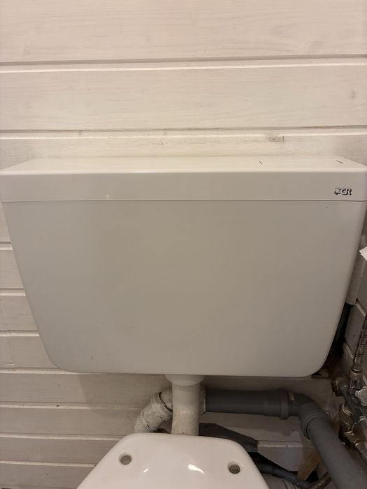 Wc cerasit in stare foarte buna