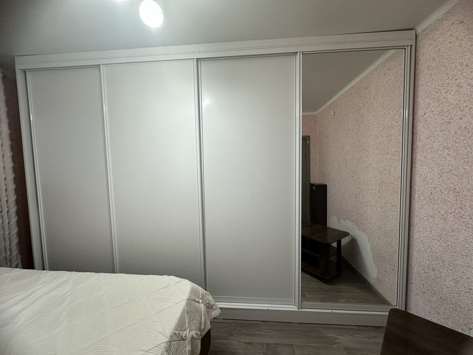 Продам шкаф купе