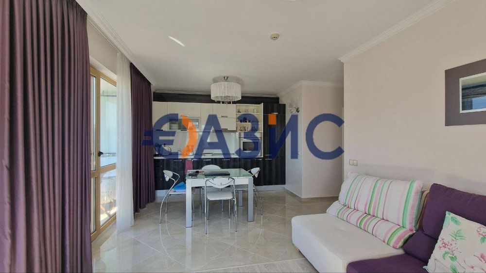 Апартамент с 2 спални, 3 ет., "Вила Флоренция", Свети Влас, България,