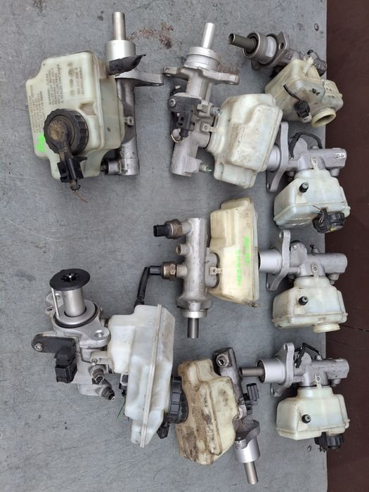 Pompă servo frina Golf 5 6 Leon Audi A3 Fabia Sharan Galați Passat