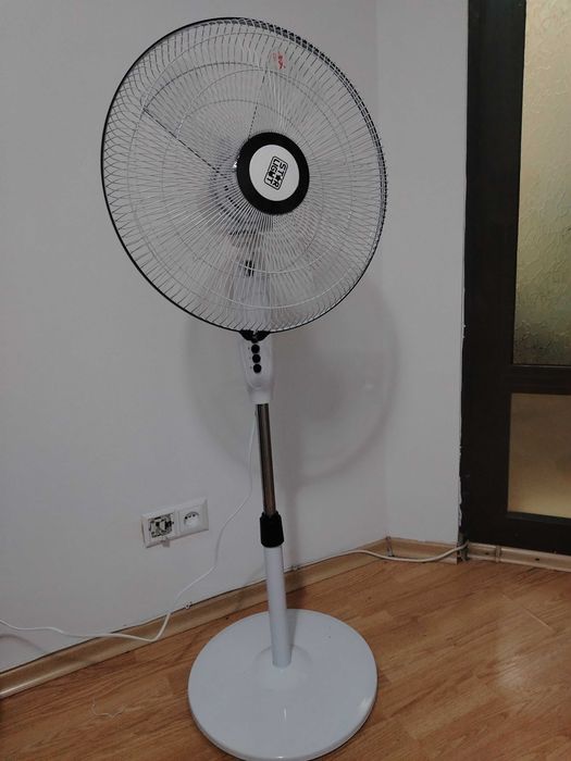 Ventilator cu picior Star-Light FBWB-60W,