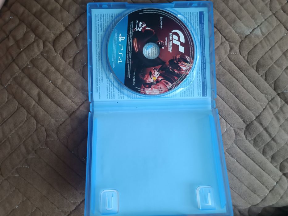 gran turismo продаю
