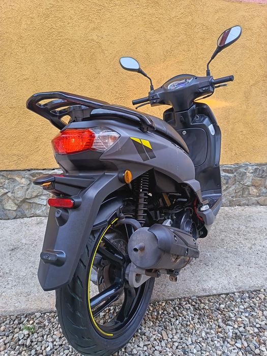 Peugeot Tweet 125