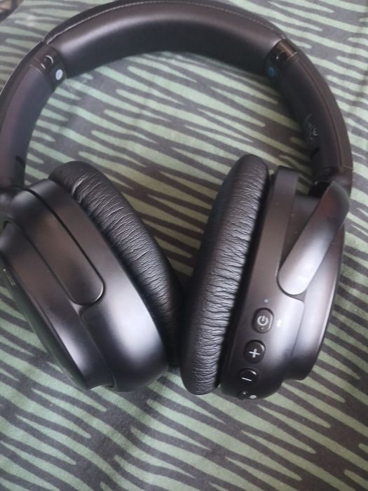 Casti gaming noi merg la mobil/pc fir/wireless vin incluse cu cablu de conectare cablu de incarcare si husa care e din piele
