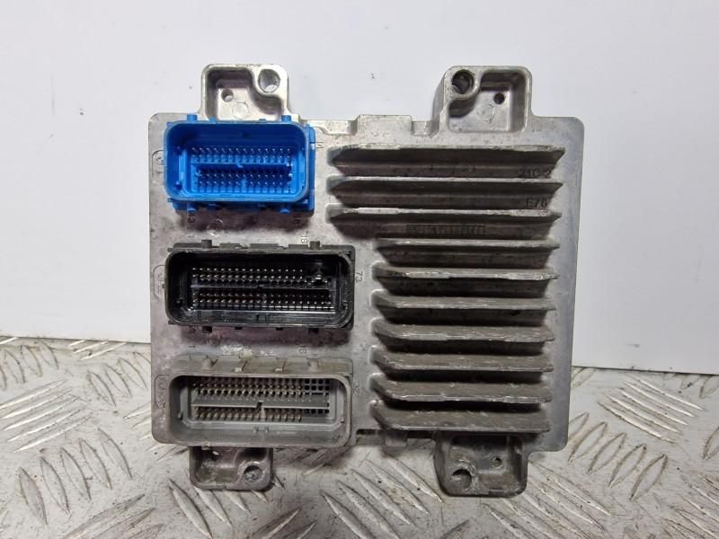 Calculator motor ECU Opel Corsa E 1.4 benzina