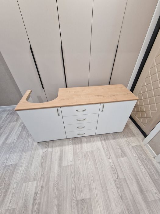 Мебель для мастера маникюра