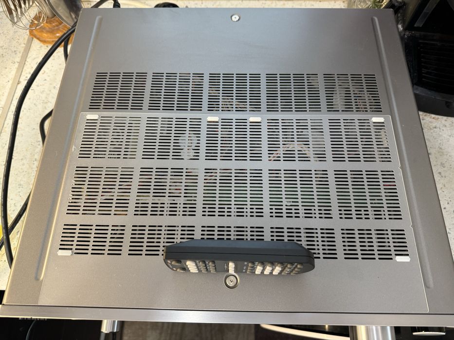 Yamaha RX-V1700 усилвател ресивър