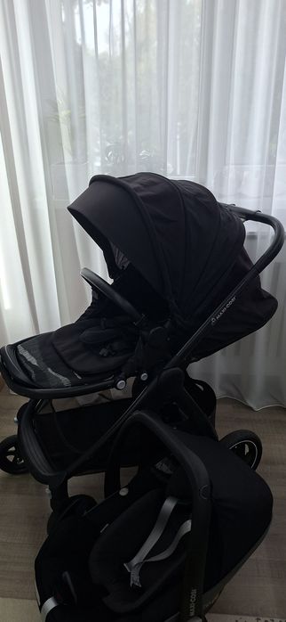 Cărucior Maxi-Cosi Adorra