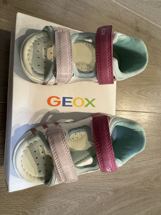 Сандали бренда Geox