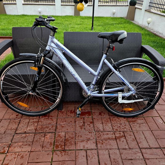 Bicicleta Scott Aluminiu Roti 28~ echipare Shimano~furca blocaj