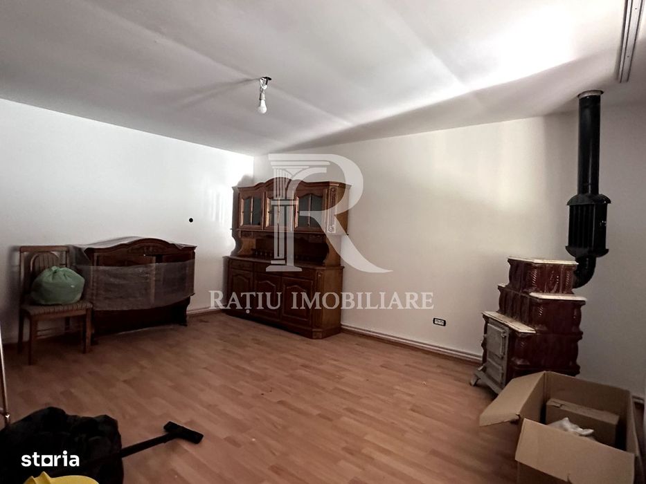 Casa cu anexe si pivniță | Teren intravilan generos | Sannicolau Roman