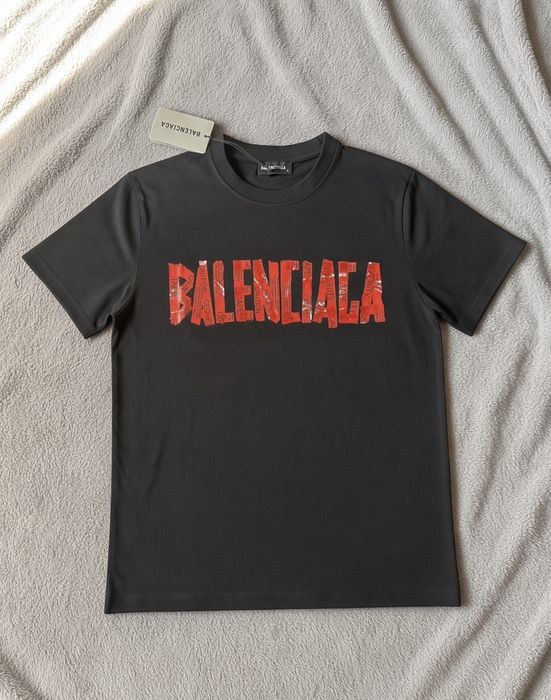 Тениски на BALENCIAGA , Louis Vuitton ,Amiri ,Off White