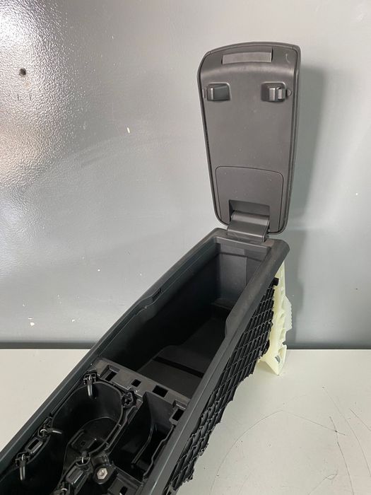 Consola cotiera VOLVO XC40 2019 32352198