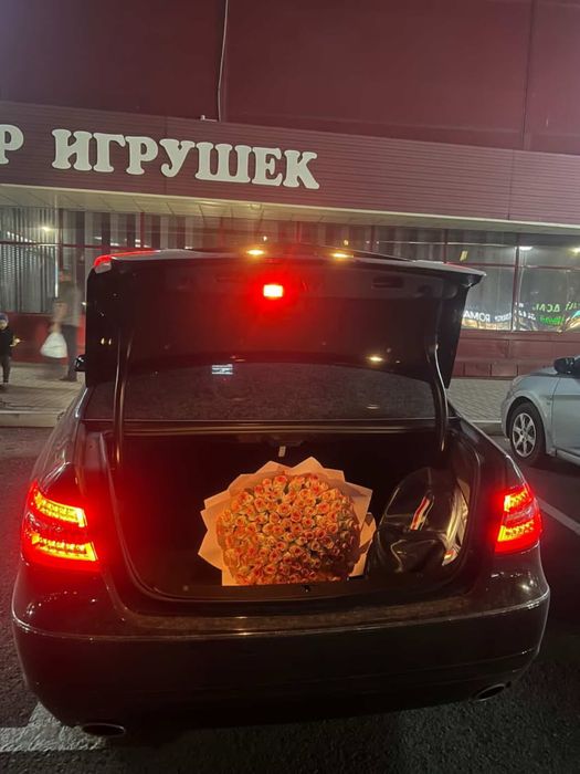 Букет 101 роза/КАЧЕСТВЕННЫЕ С ДОСТАВКОЙ до адреса