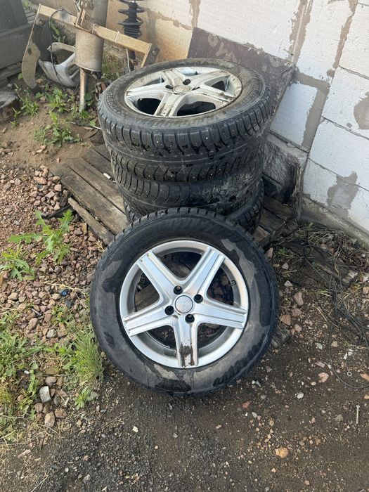 Продам диски с резиной зима