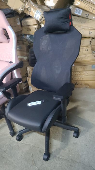 Vand scaune de birou de gaiming cu vibratii in perna si suport