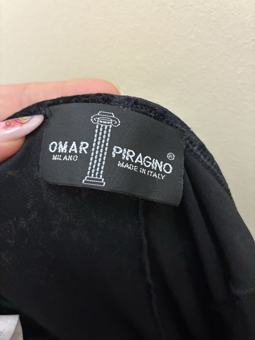 Rochie retro Omar Piragino din catifea neagra cu spatele gol