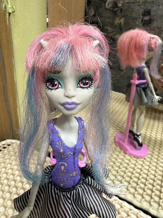 Продам куклу монстр хай!