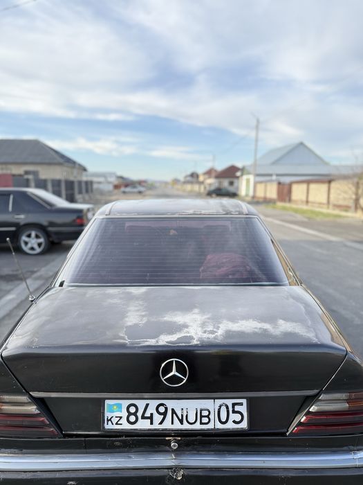 Продам мерседес w124 e230
