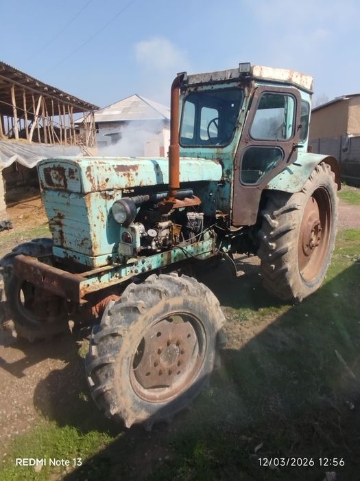 T 40 traktor sotiladi 4×4 oldi tortadi narxi 40 mln balonlar 90 foiz