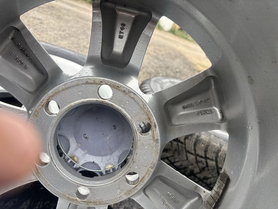 Литьё на шипованной резине прадо 150 R17