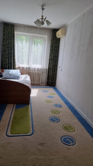 Срочно!!! Продаётся 2 ком кв 11 мкрн