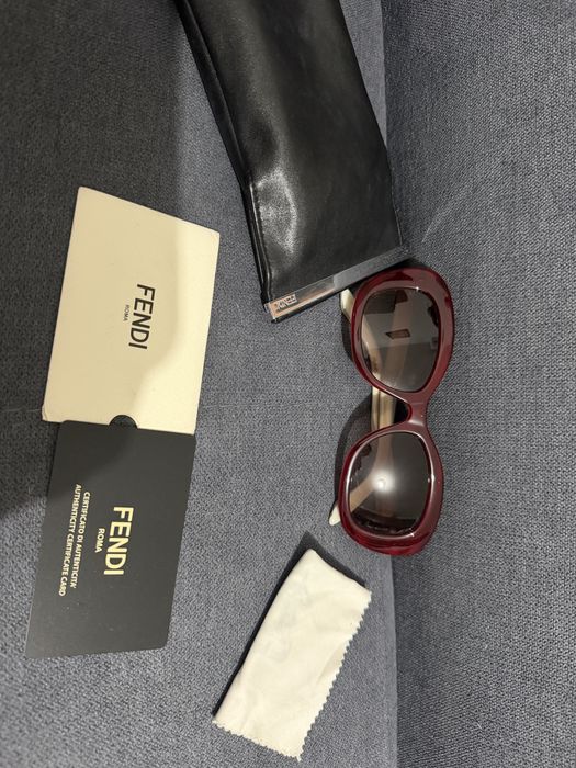 Слънчеви очила Fendi Selleria Red