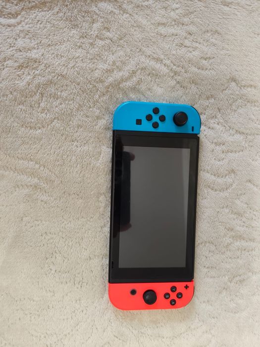 Nintendo Switch V1 + игры