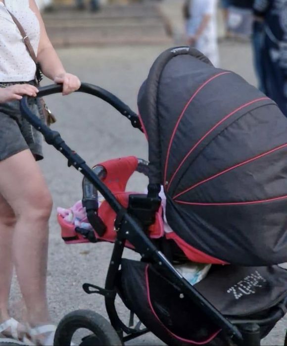 Продам коляску Tutis Zippy 2в1