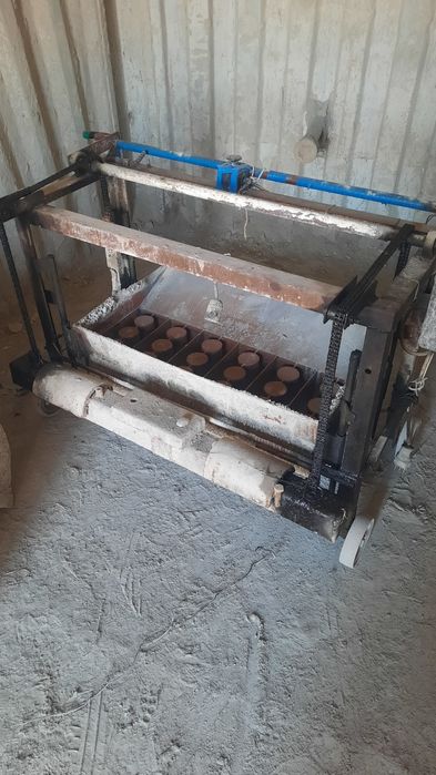 Шлакаблок апарати колип ва мишалка