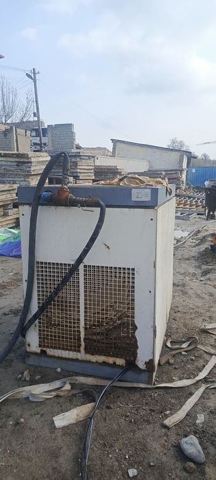 Сотилади Пескоструй апарати ва компрессор